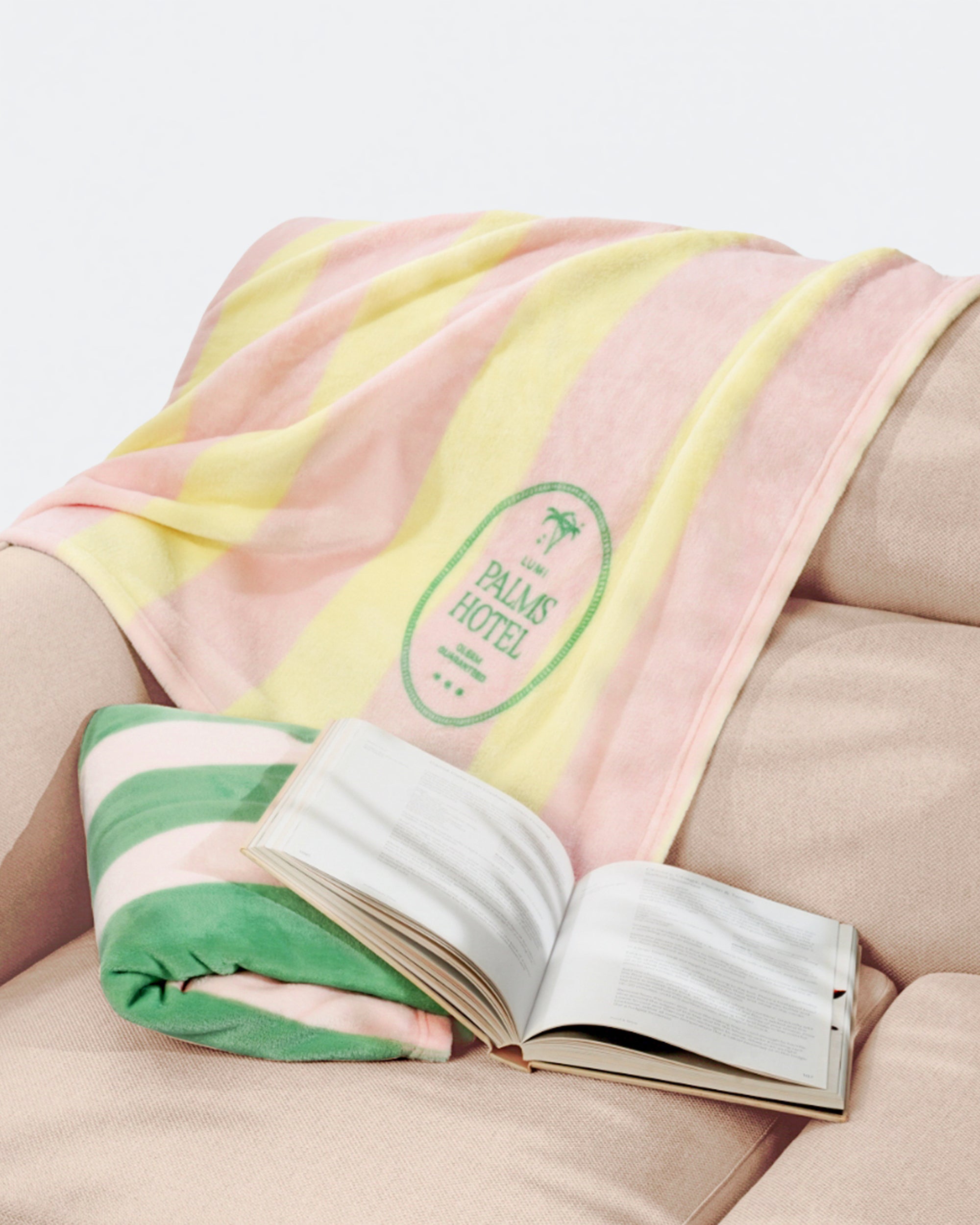 LUMI Blissful Fleece Blanket